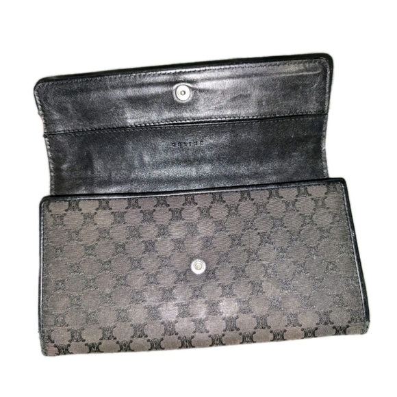 Authentic Celine Triomphe Long Wallet - Picture 4 of 8